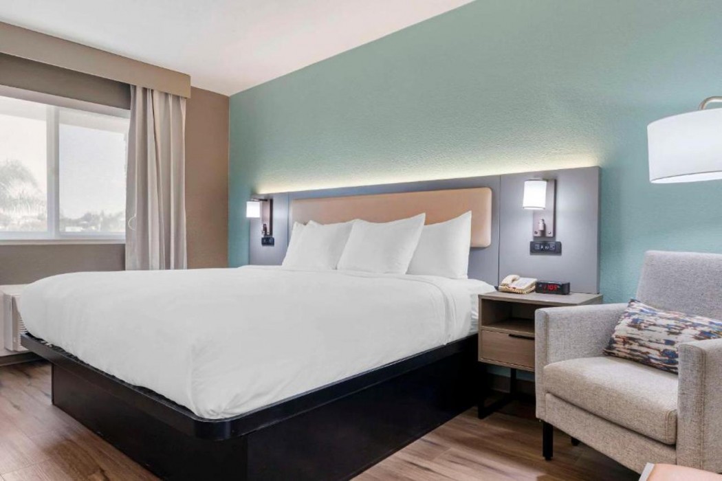 Comfort Inn Darien - North Brunswick 13/22