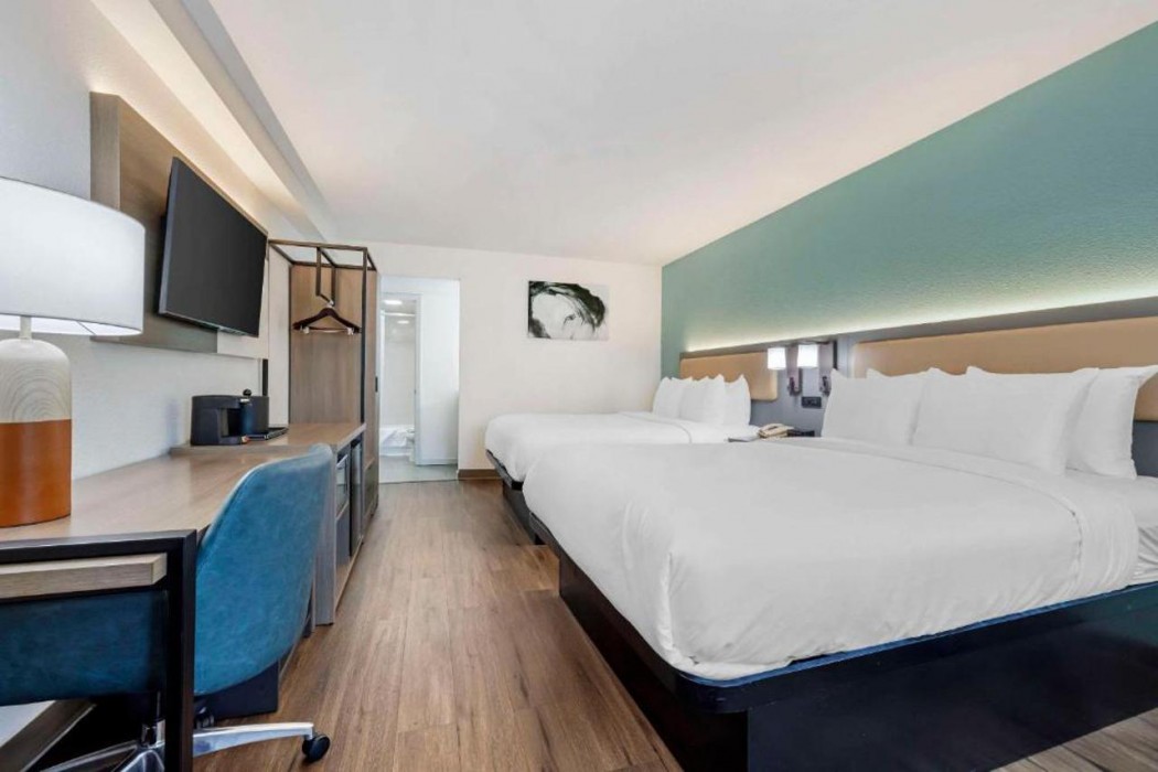 Comfort Inn Darien - North Brunswick 10/22