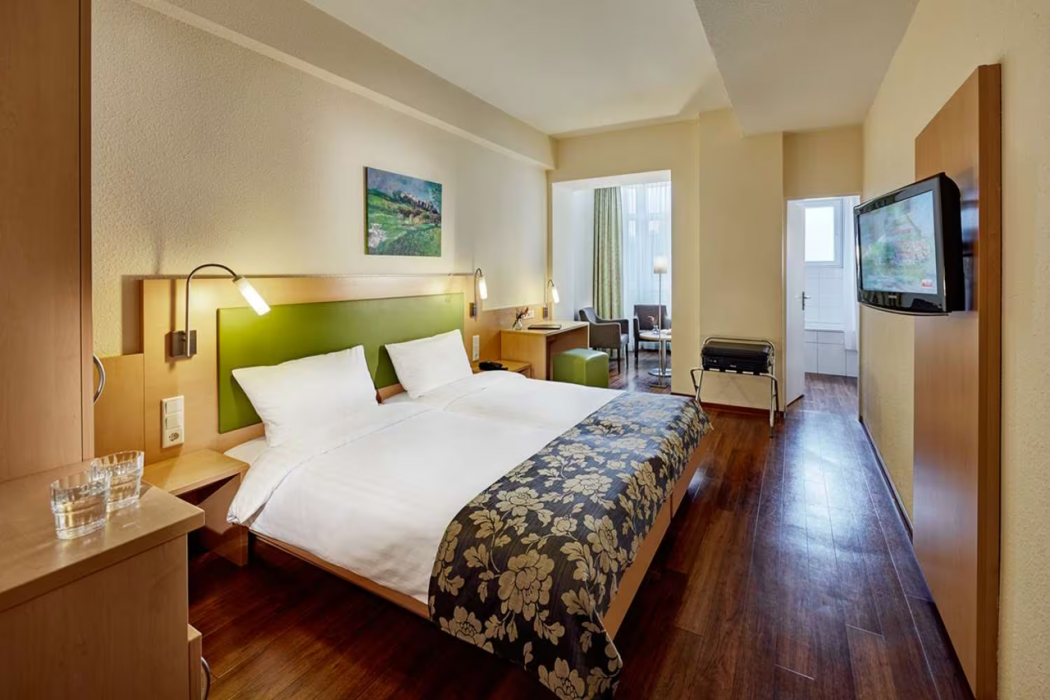 Hotel Imperial Dusseldorf, Sure Collection by BW 6/24