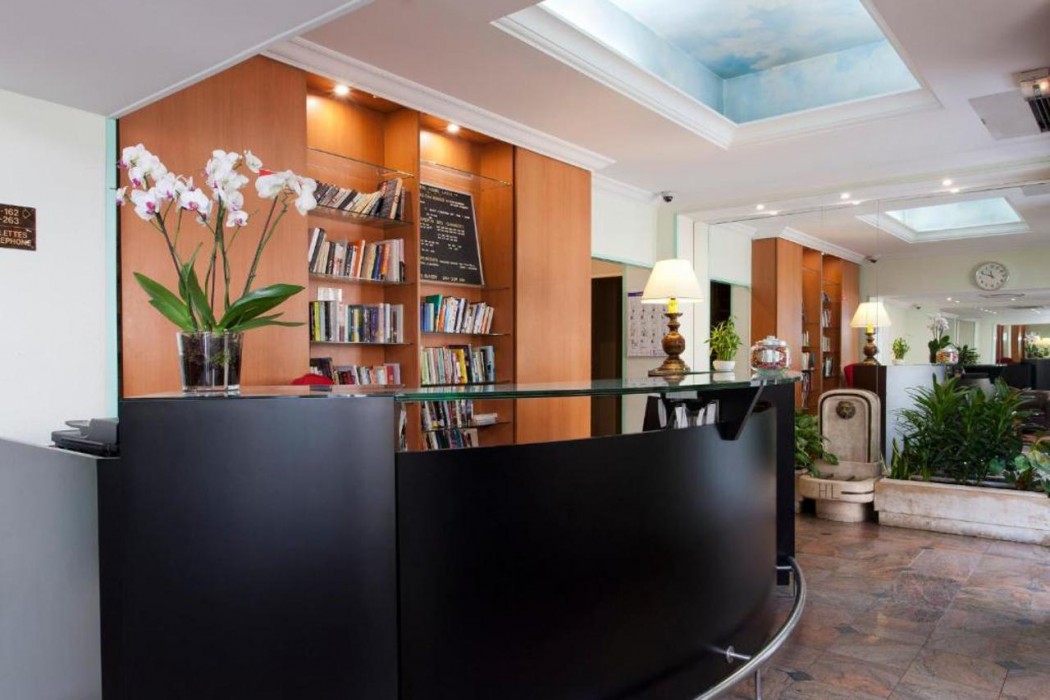 Lobby at Home Latin, PARIS