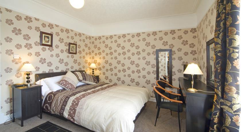 KINGS KNOLL HOTEL 9/53