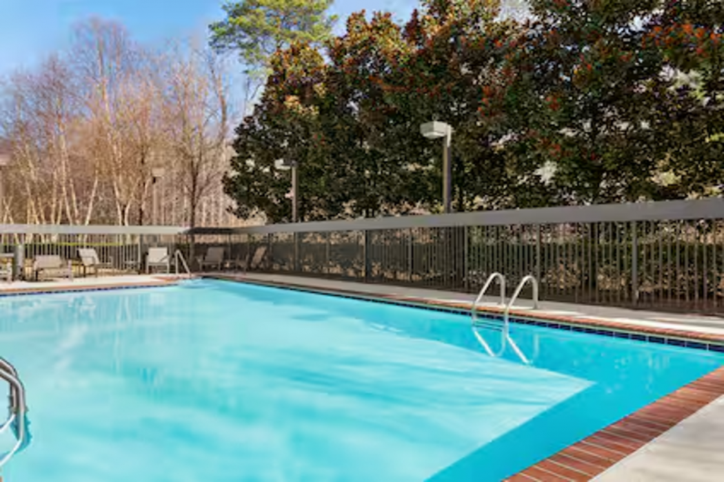 Hampton Inn & Suites Atlanta Airport West/Camp Creek Pkwy 22/41