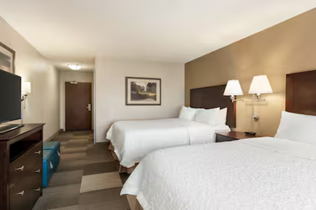 Hampton Inn & Suites Atlanta Airport West/Camp Creek Pkwy 12/41
