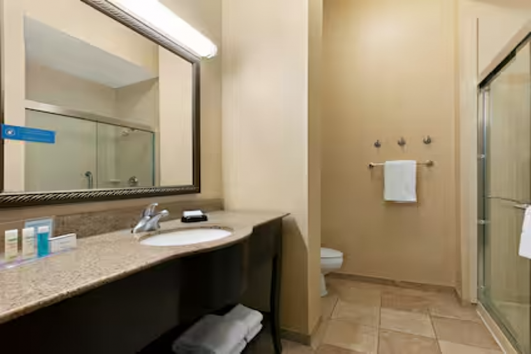 Hampton Inn & Suites Atlanta Airport West/Camp Creek Pkwy 11/41
