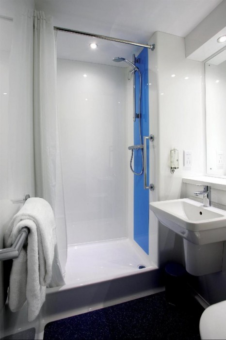 Travelodge Birmingham Central Newhall Street 14/23