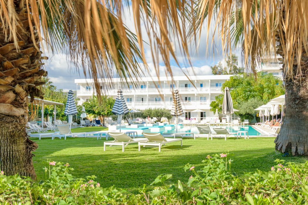 Marathon Beach Resort 41/72
