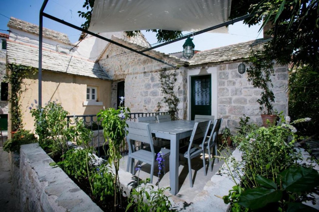 Divota Apartment Hotel 45/80