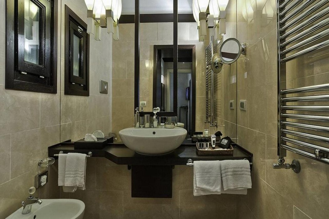 Intown Luxury House 25/55