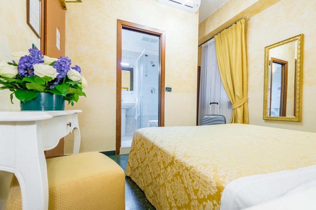 Hotel Mercurio 10/56