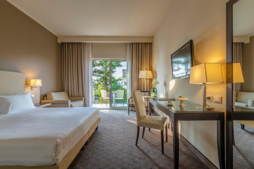 Villa Rosa Hotel 11/65