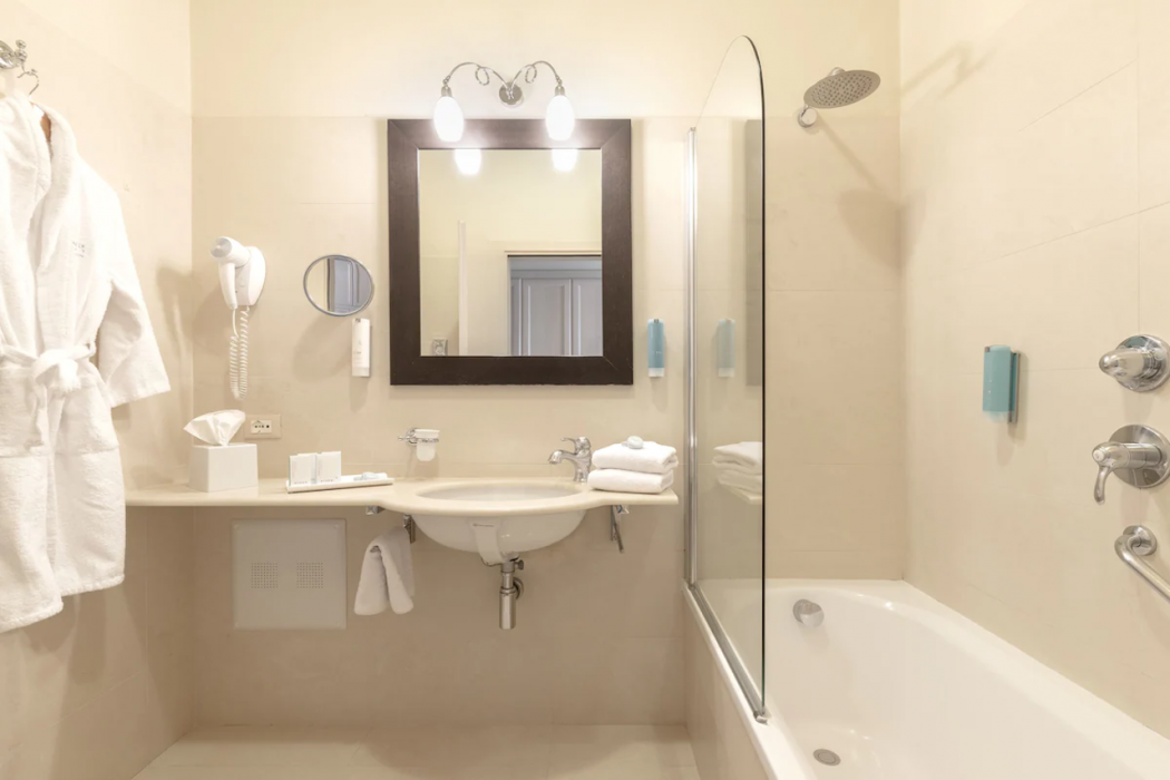 Villa Rosa Hotel 13/65
