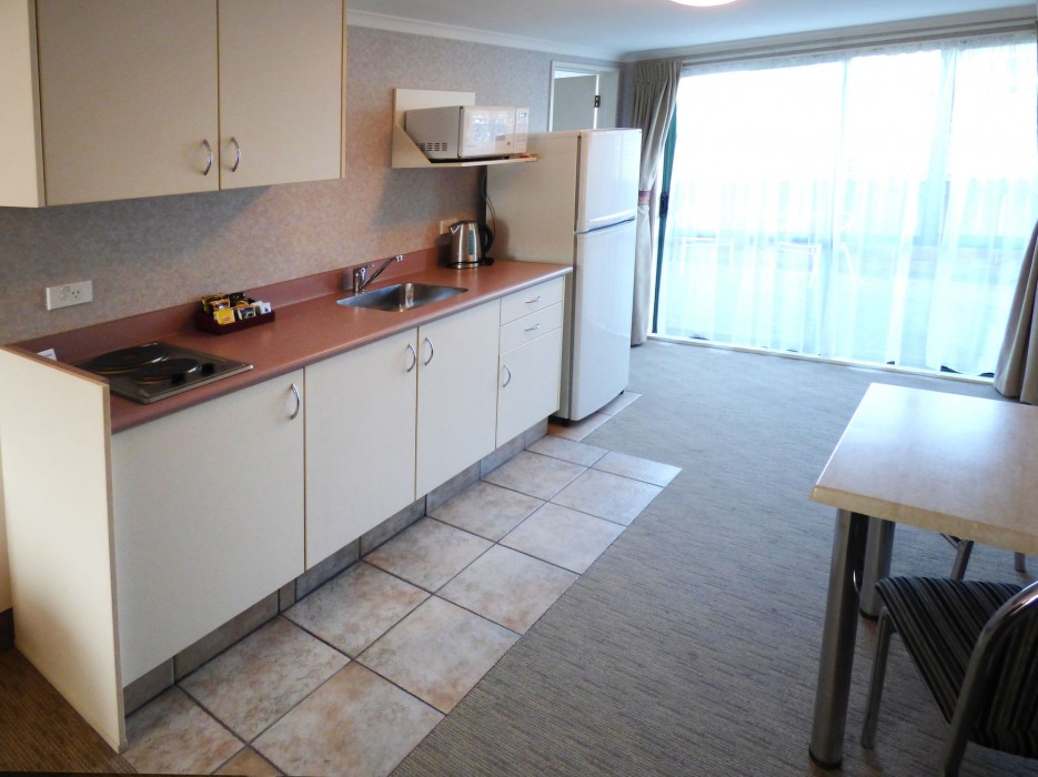 Deco City Motor Lodge 15/54