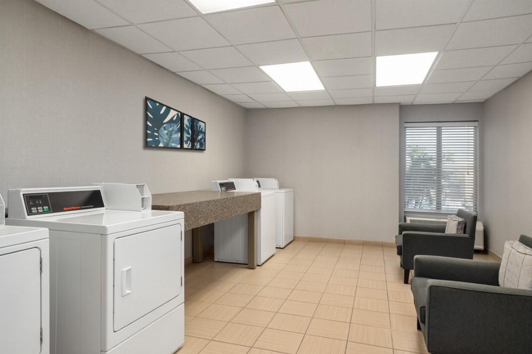 Homewood Suites by Hilton Fort Myers Airport/FGCU 15/47