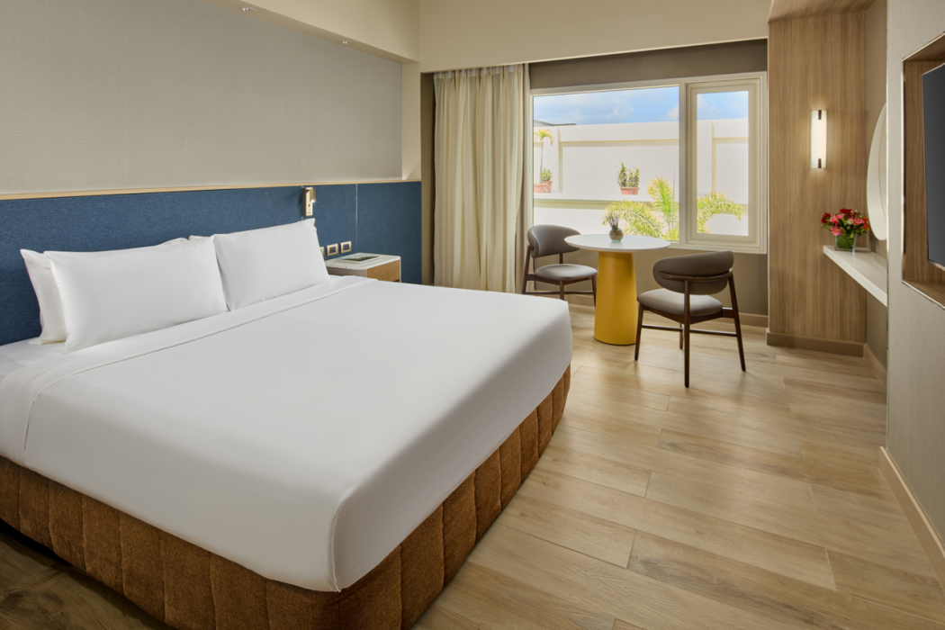 Taal Vista Hotel 7/53