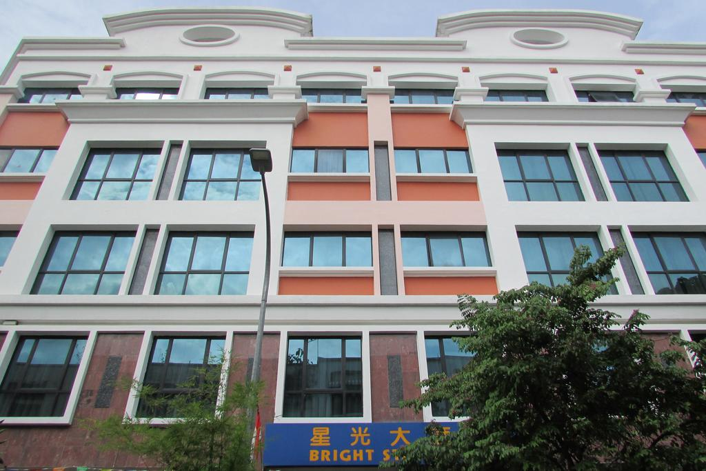 Bright Star Hotel 1/32
