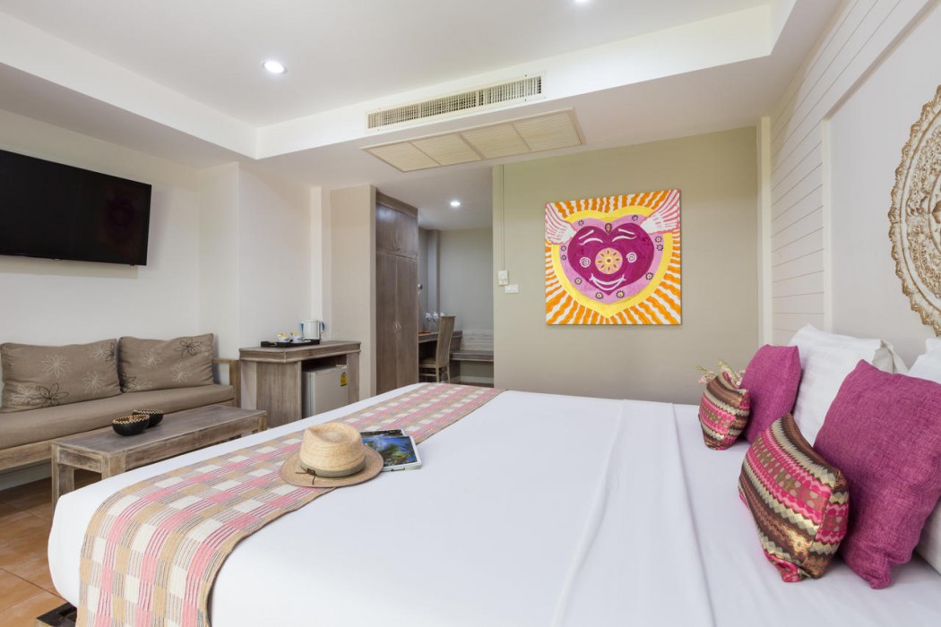 Ark Bar Beach Resort 9/64