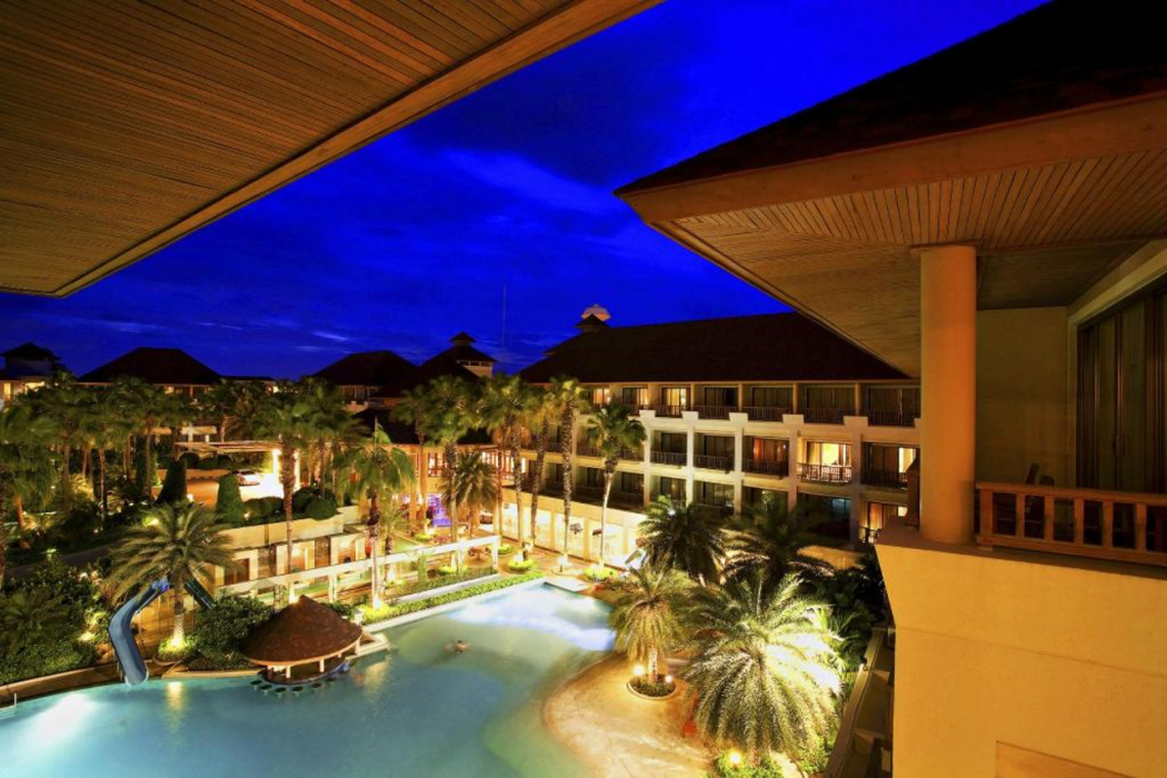 Amari Bangsaen (Formerly the Tide Resort Bangsaen) 2/64