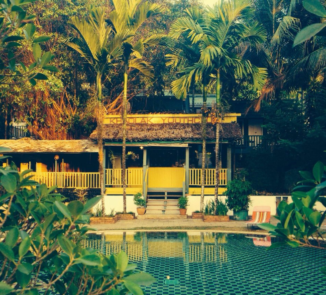 Sunshine Inn Resort 2/16