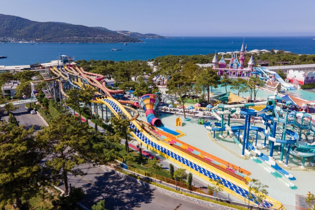 Vogue Hotel Supreme Bodrum 42/98