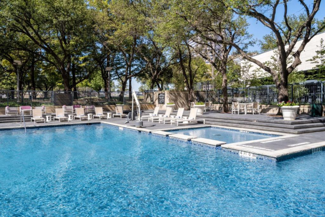 Hilton Dallas Lincoln Centre by the Galleria 22/56