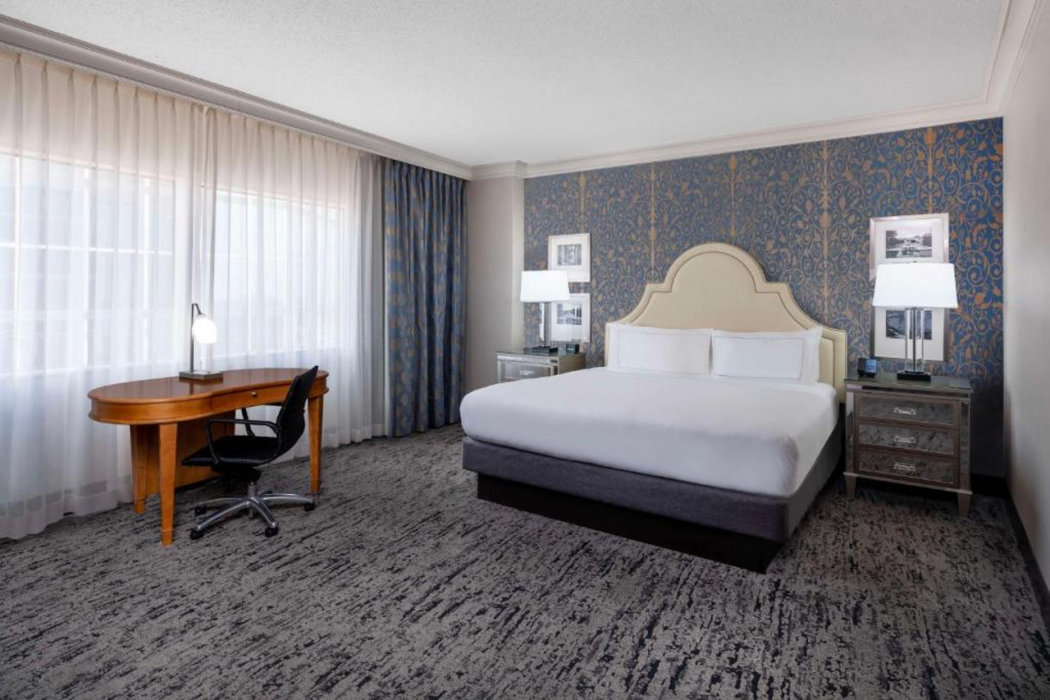 Hilton Dallas Lincoln Centre by the Galleria 8/56