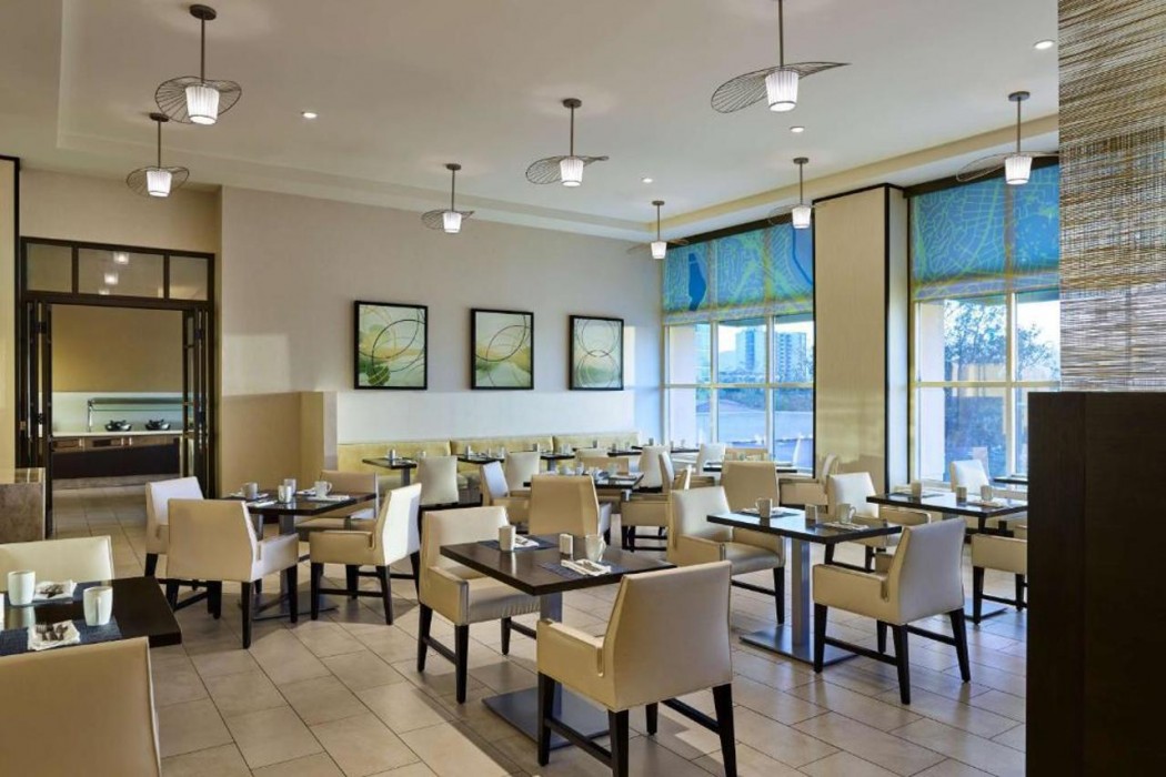 Hilton Los Angeles North/Glendale & Executive Meeting Center 16/35