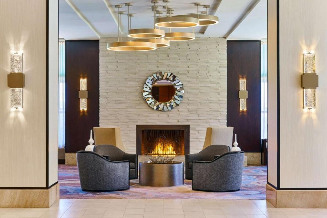 Hilton Los Angeles North/Glendale & Executive Meeting Center 10/35