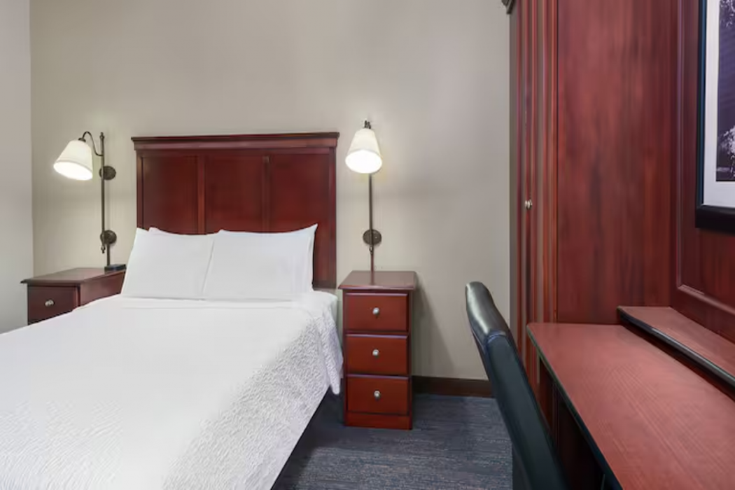 Hampton Inn by Hilton Indianapolis-South 7/25