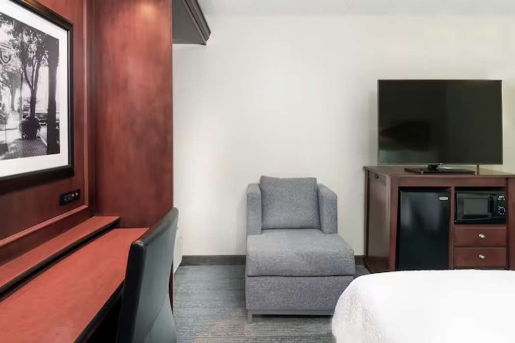Hampton Inn by Hilton Indianapolis-South 8/25