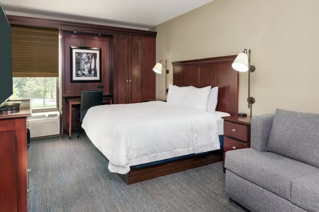 Hampton Inn by Hilton Indianapolis-South 10/25