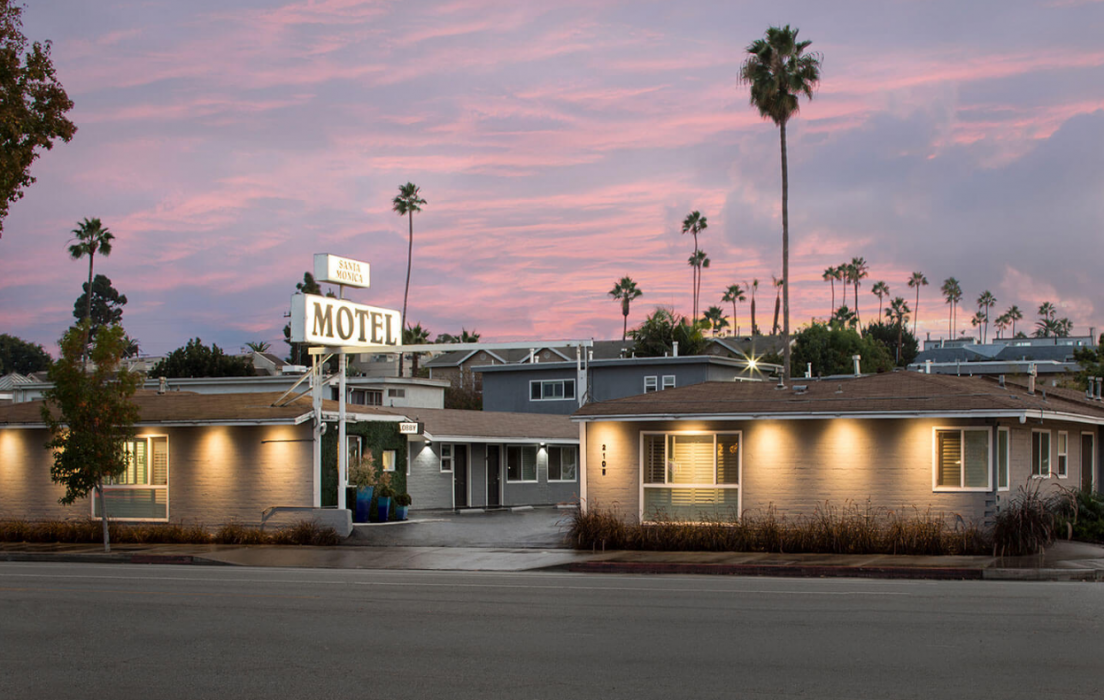 Santa Monica Hotel 3/61