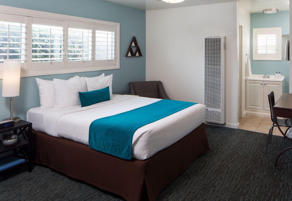 Santa Monica Hotel 18/61