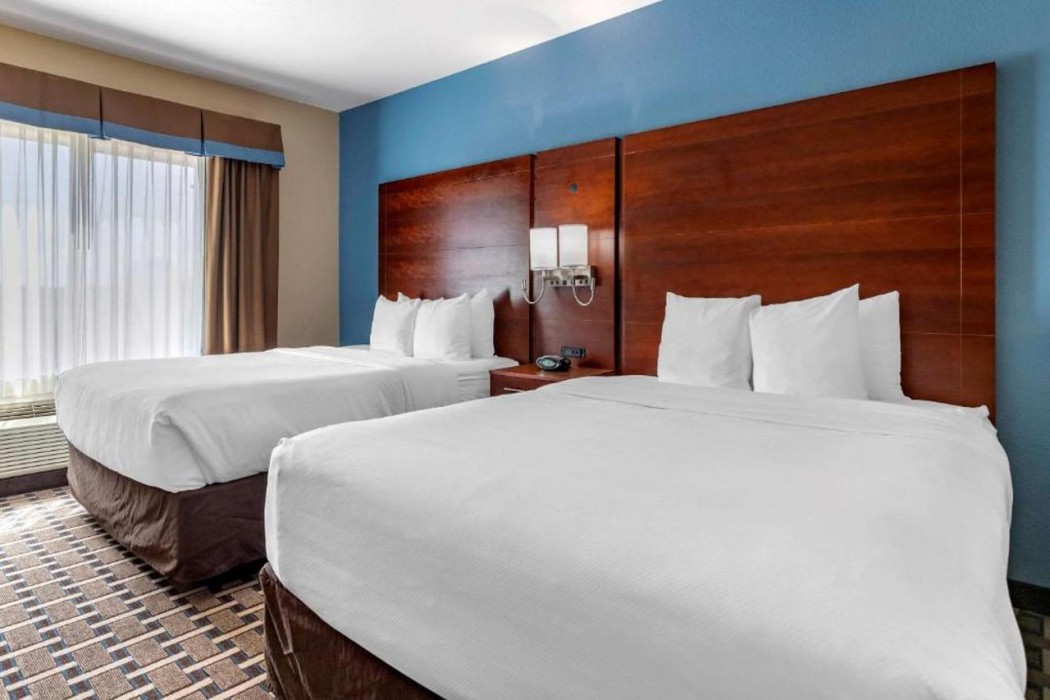 Comfort Suites Georgetown, TX 11/24
