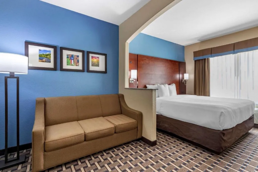 Comfort Suites Georgetown, TX 3/24