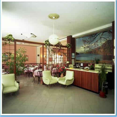 Hotel 21 9/55