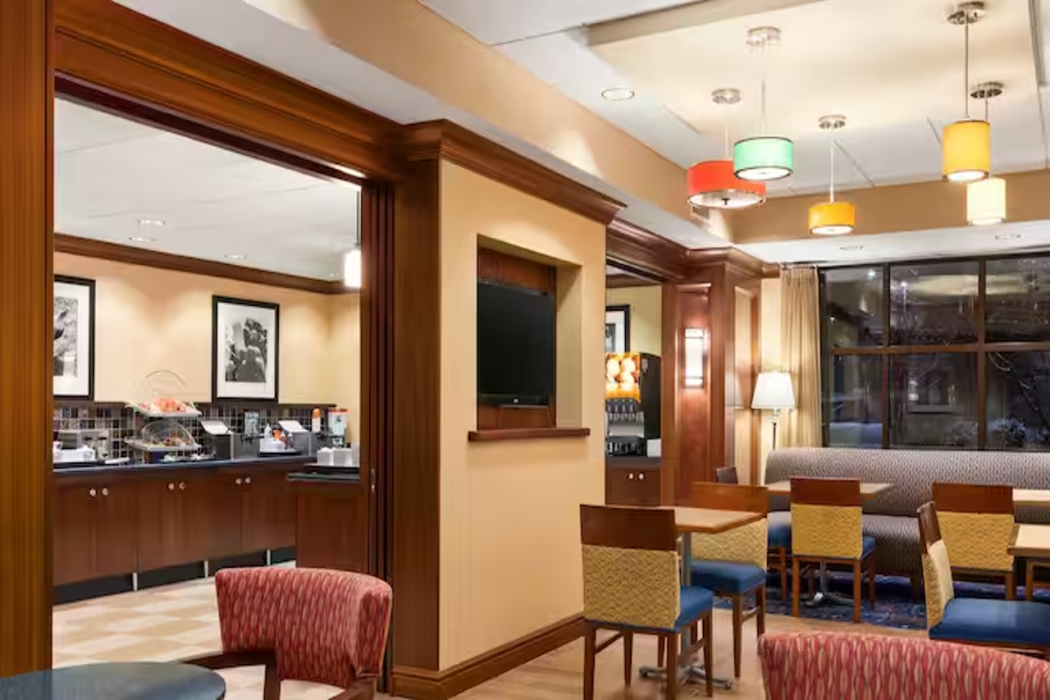 Hampton Inn Warrenton 20/52