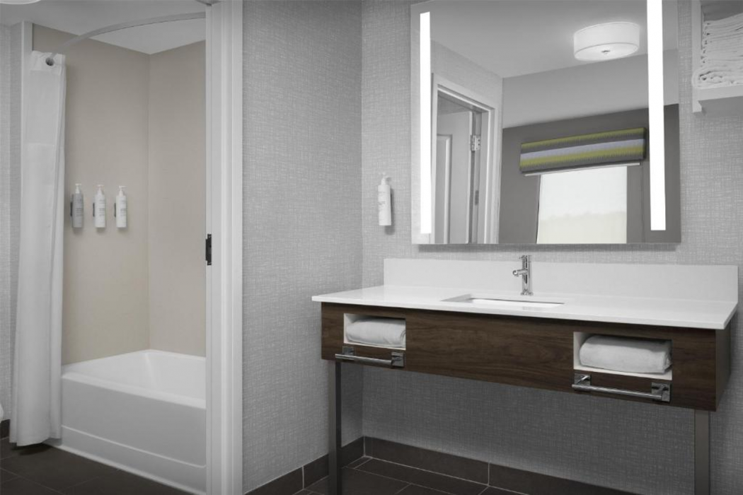 Hampton Inn Suites Jacksonville South Bartram Park 20/41