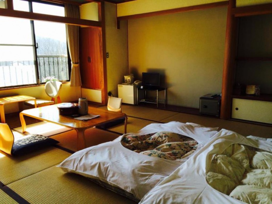 ENOKIYA RYOKAN 15/50