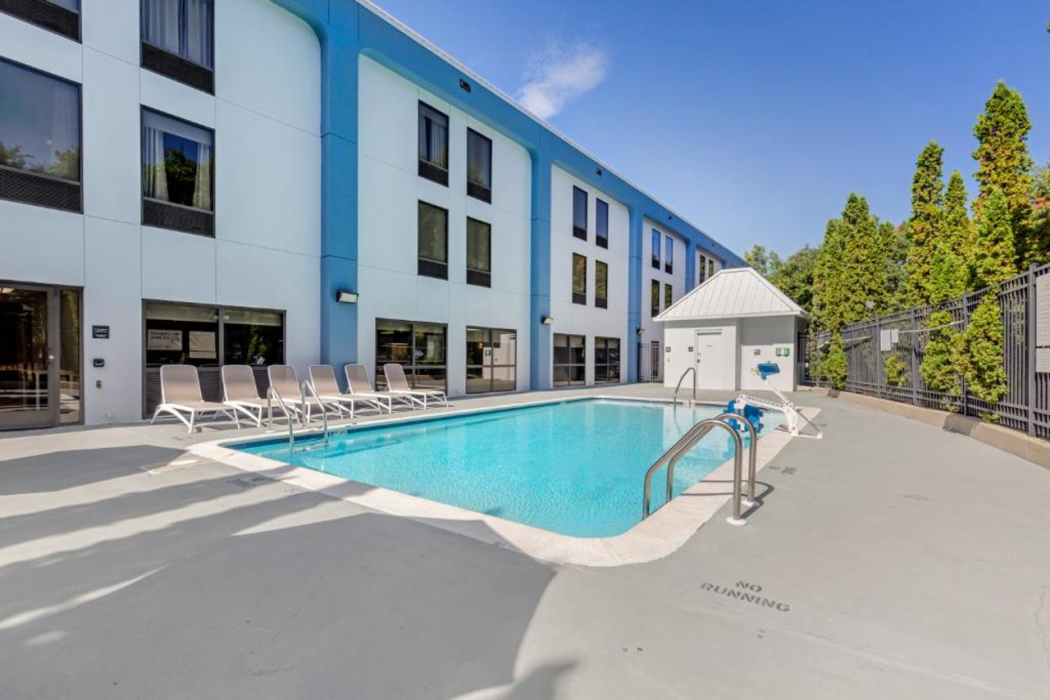 Comfort Inn Laurel - Fort Meade in LAUREL - MD