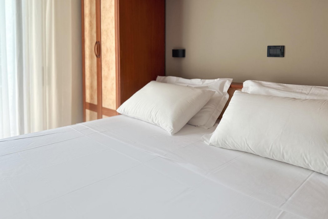 Lime Hotel 25/77