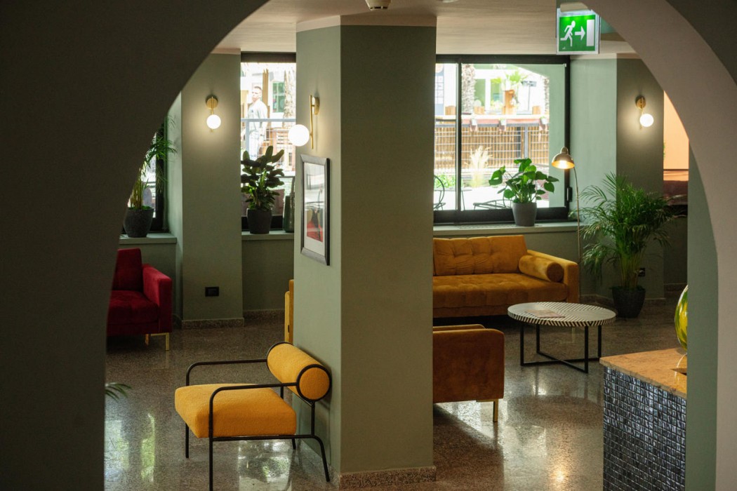 Lime Hotel 7/77