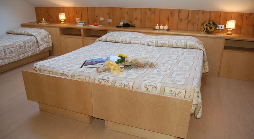 HOTEL MARIA 14/55