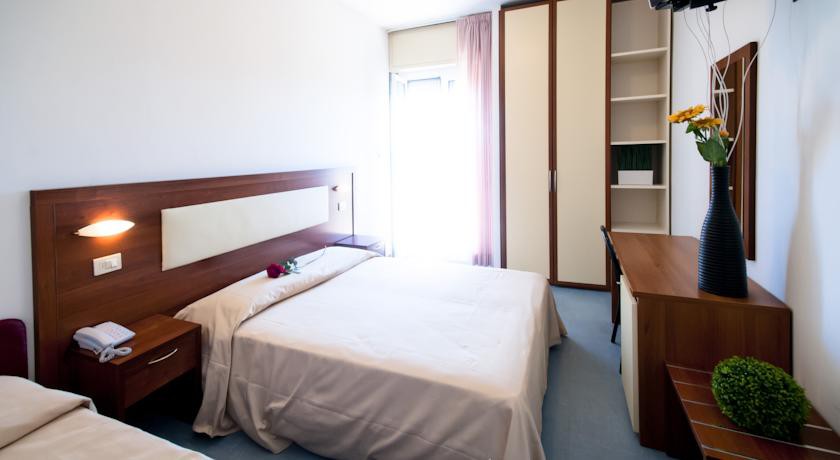 Hotel Helios 11/53
