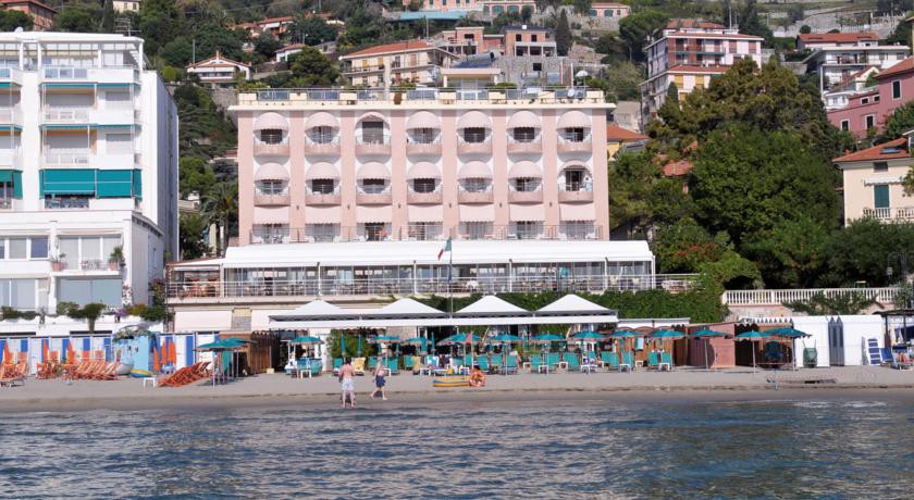 Hotel Regina Alassio 1/57