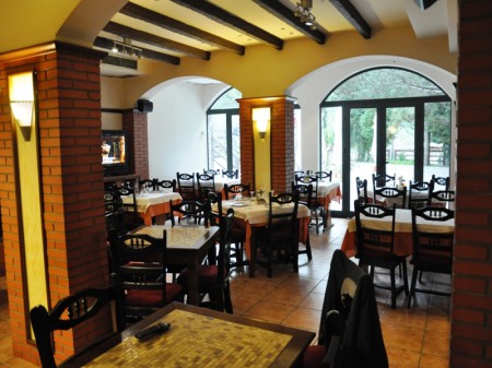 Alpin Llogara Hotel 20/55