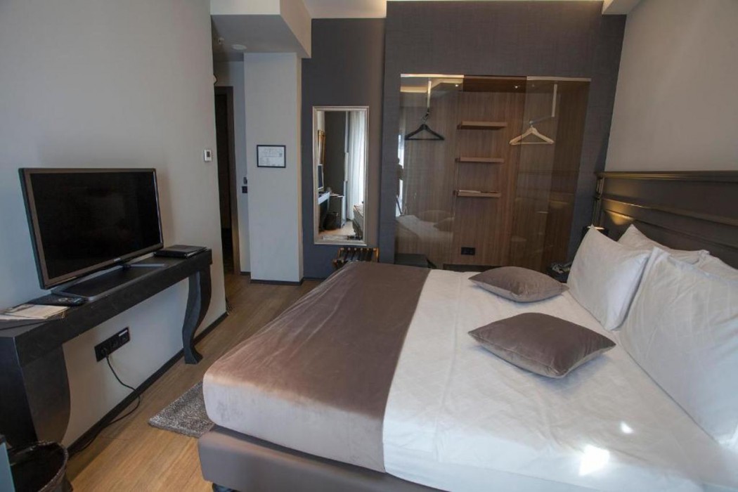Room at Hotel Solun, SKOPJE