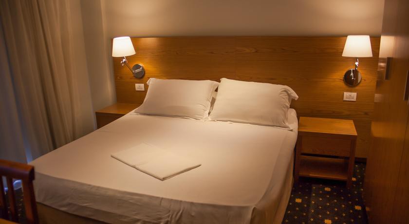 Agimi And S Hotel 13/55