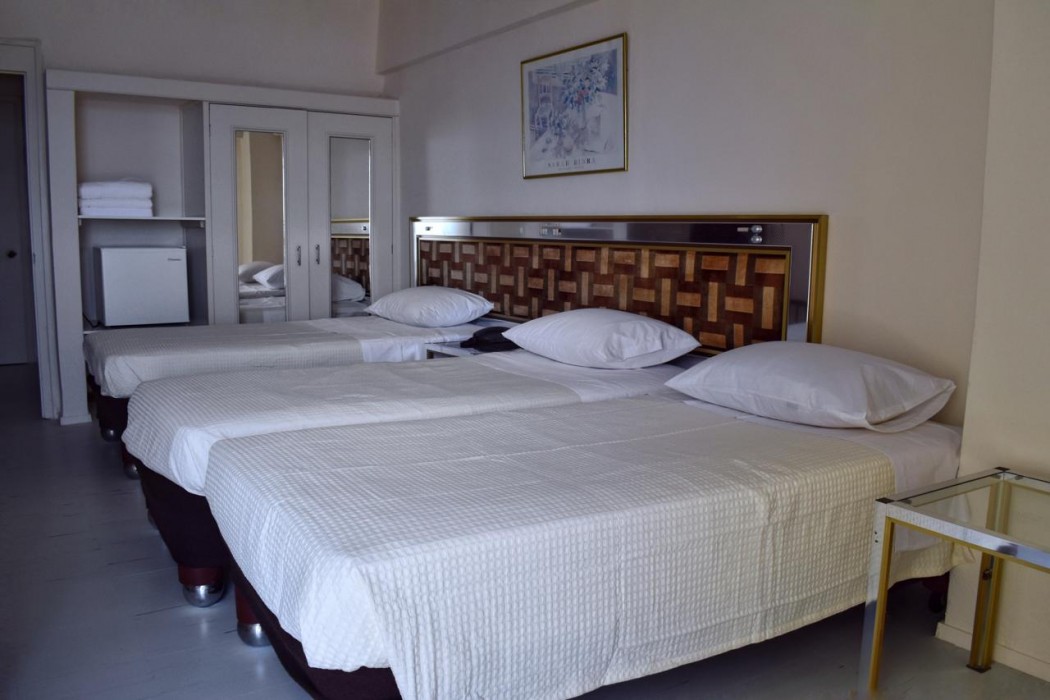 Theoxenia Hotel 37/91