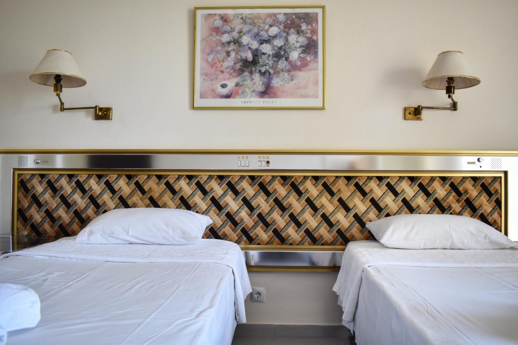 Theoxenia Hotel 26/91