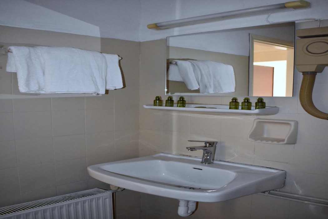 Theoxenia Hotel 35/91